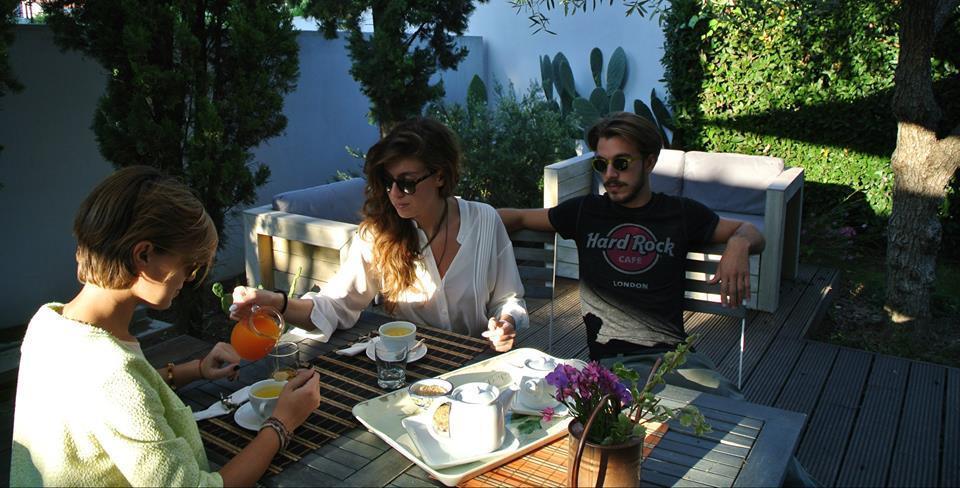 Il Giardino Del Te Hotel บาร์เลตตา ภายนอก รูปภาพ