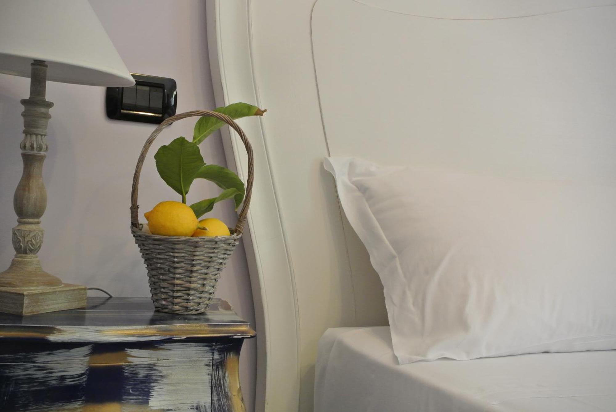 Il Giardino Del Te Hotel บาร์เลตตา ห้อง รูปภาพ