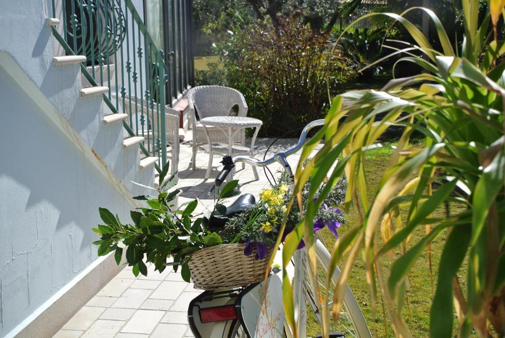 Il Giardino Del Te Hotel บาร์เลตตา ภายนอก รูปภาพ